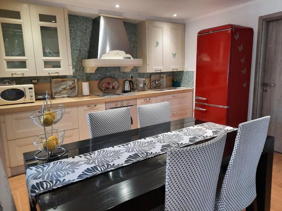 Casa Olena Holiday home *