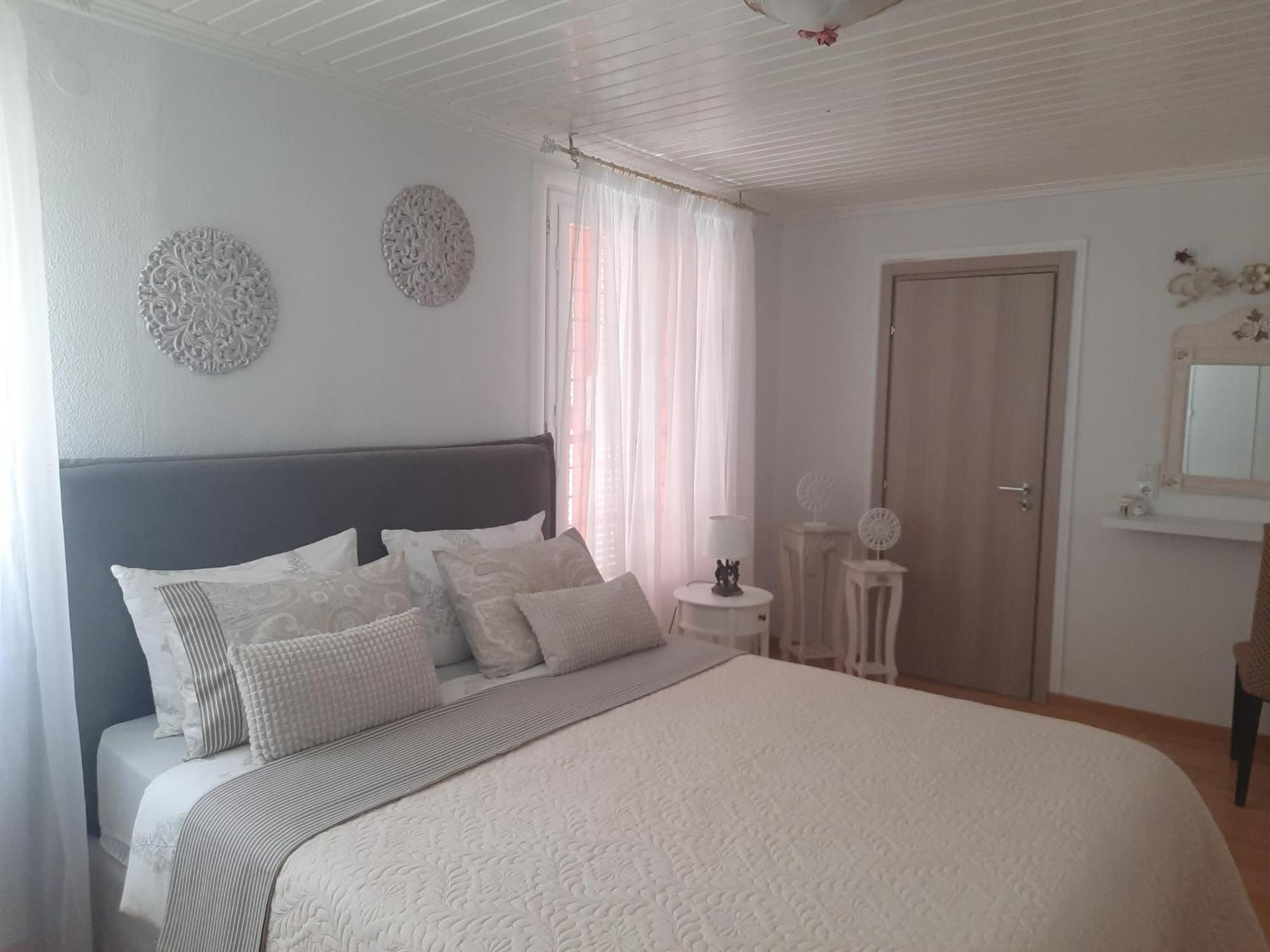Casa Olena Holiday home